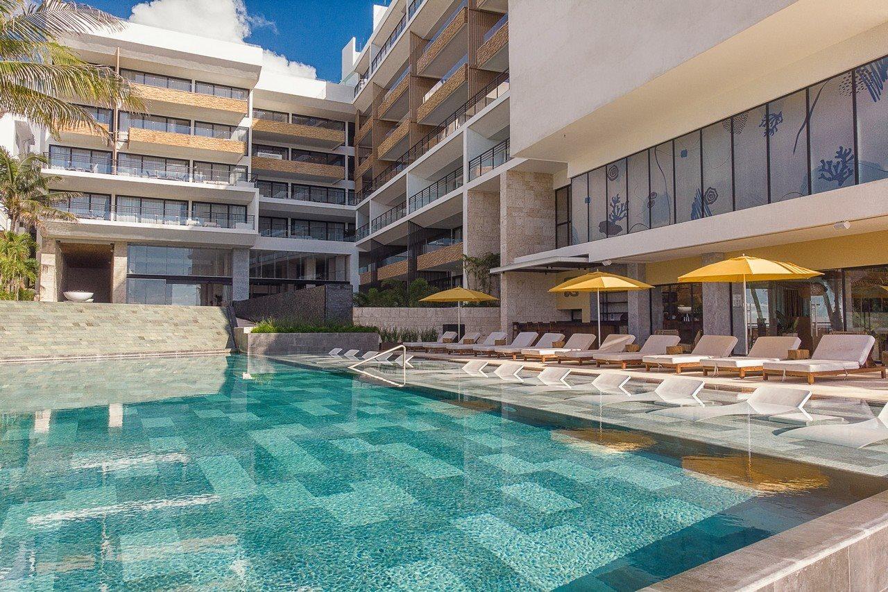 Hotel The Fives Oceanfront Puerto Morelos Exterior foto