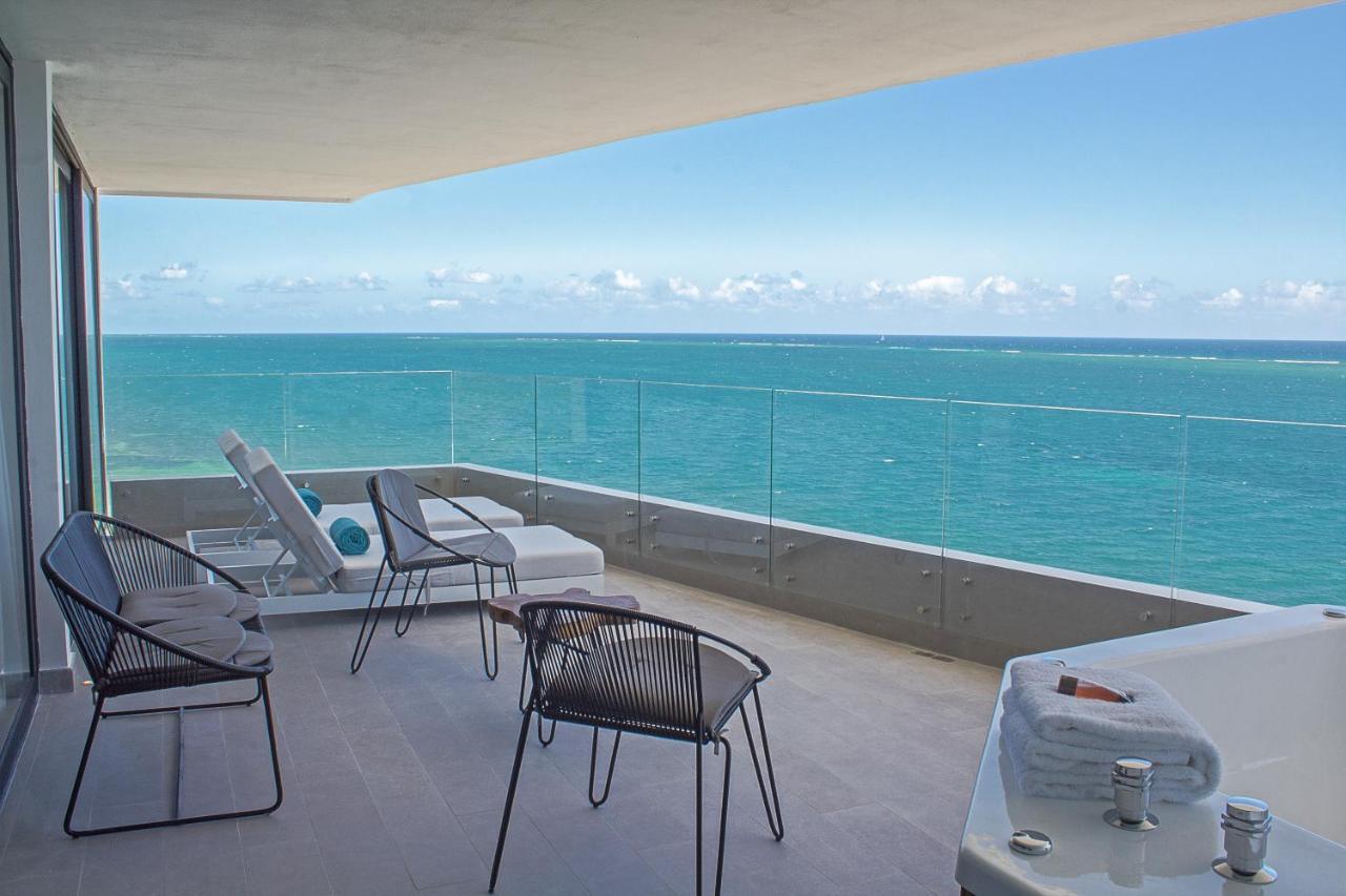 Hotel The Fives Oceanfront Puerto Morelos Exterior foto